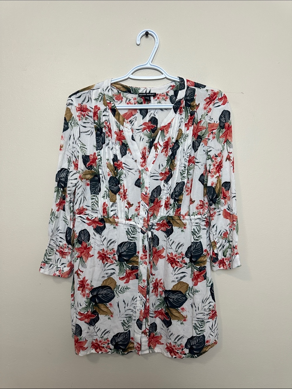 Hilary Radley Floral Tunic Top Size M Rayon Roll Sleeve Blouse - Picture 2 of 6